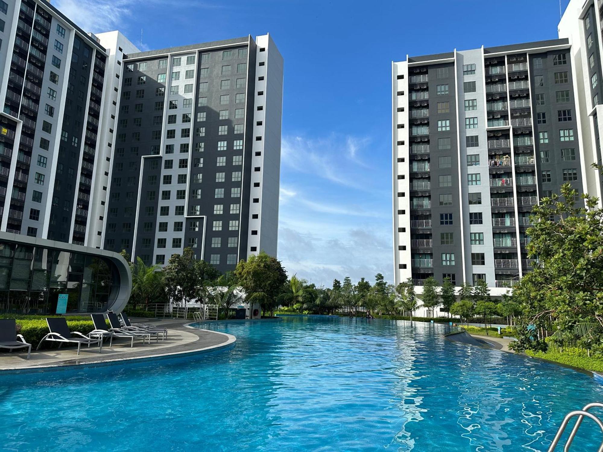 Maya Bay Splash Mania Pool View Cozy Homestay Klia بانتينغ المظهر الخارجي الصورة